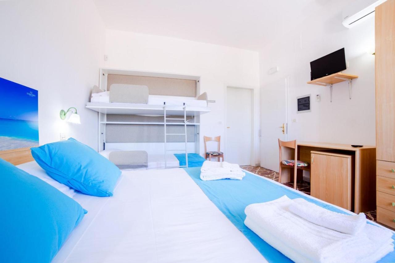 Picchio Hotel Pescoluse มารินาดิเปสโคลูเซ ภายนอก รูปภาพ