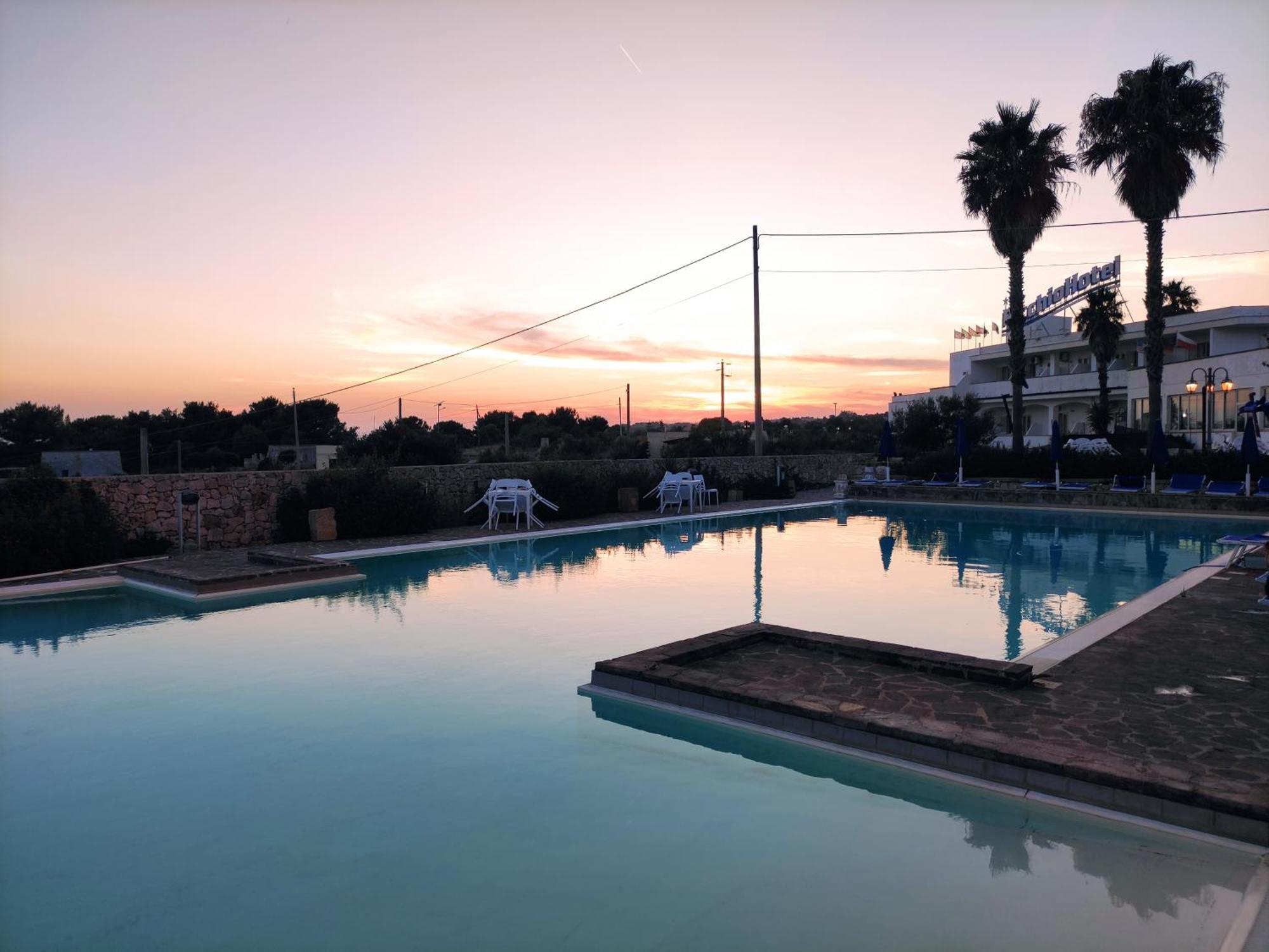 Picchio Hotel Pescoluse มารินาดิเปสโคลูเซ ภายนอก รูปภาพ