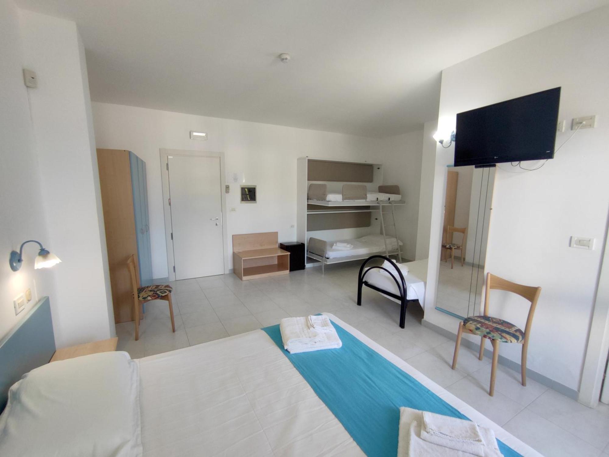Picchio Hotel Pescoluse มารินาดิเปสโคลูเซ ภายนอก รูปภาพ